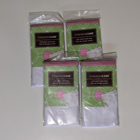 Fashion Care Soft Large Mesh Wash Bag - Picture 3 of 3